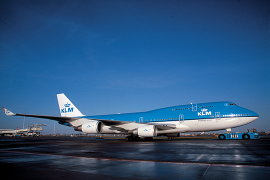 荷兰皇家航空公司通过新浪微博和微信提供24/7全天候客户服务