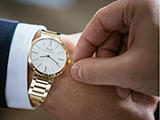 Piaget Altiplano金质链带超薄腕表